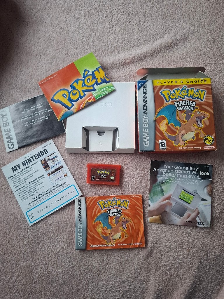 Pokemon firered version compleet in doos, Games en Spelcomputers, Ophalen of Verzenden
