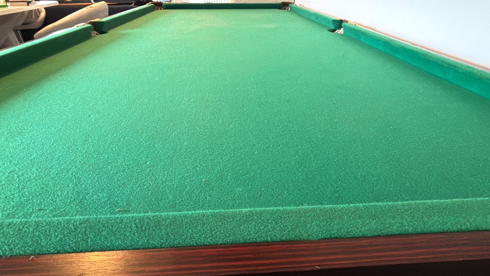 Table de billard vintage en bois – tapis vert – 500 € à voir, Ophalen, Gebruikt, Biljarttafel