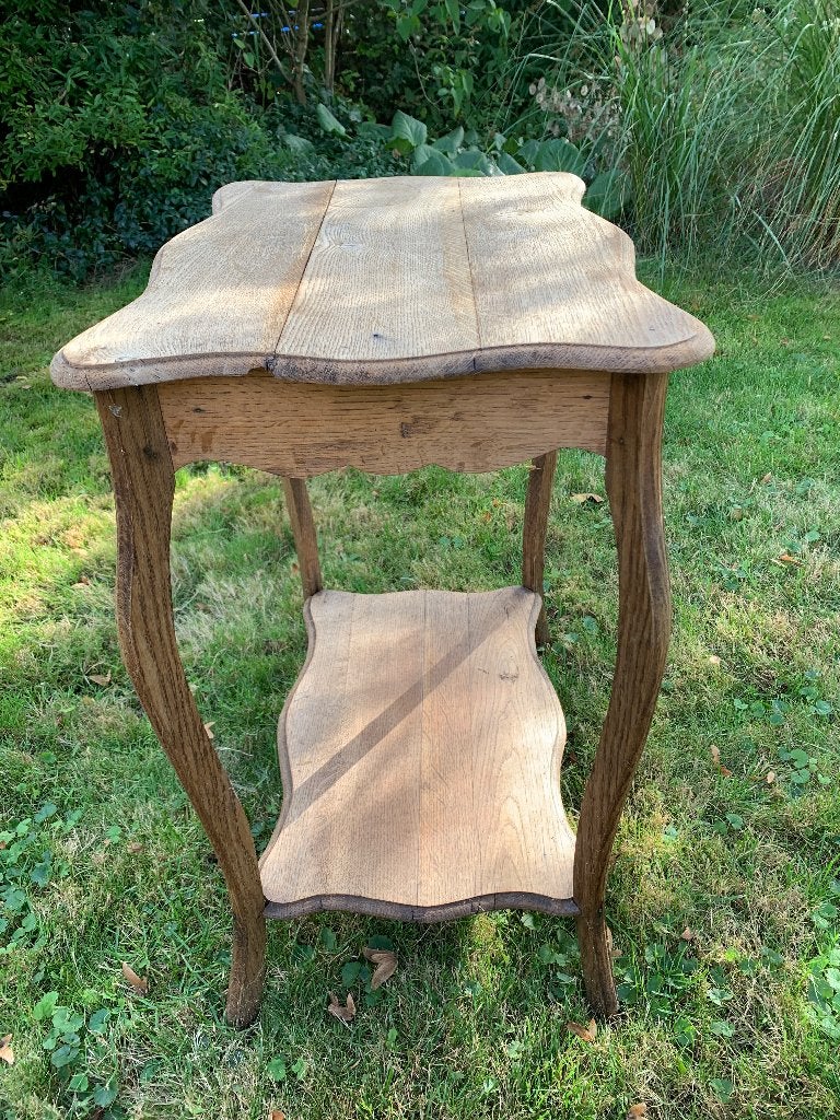table d'appoint, Enlèvement, Utilisé