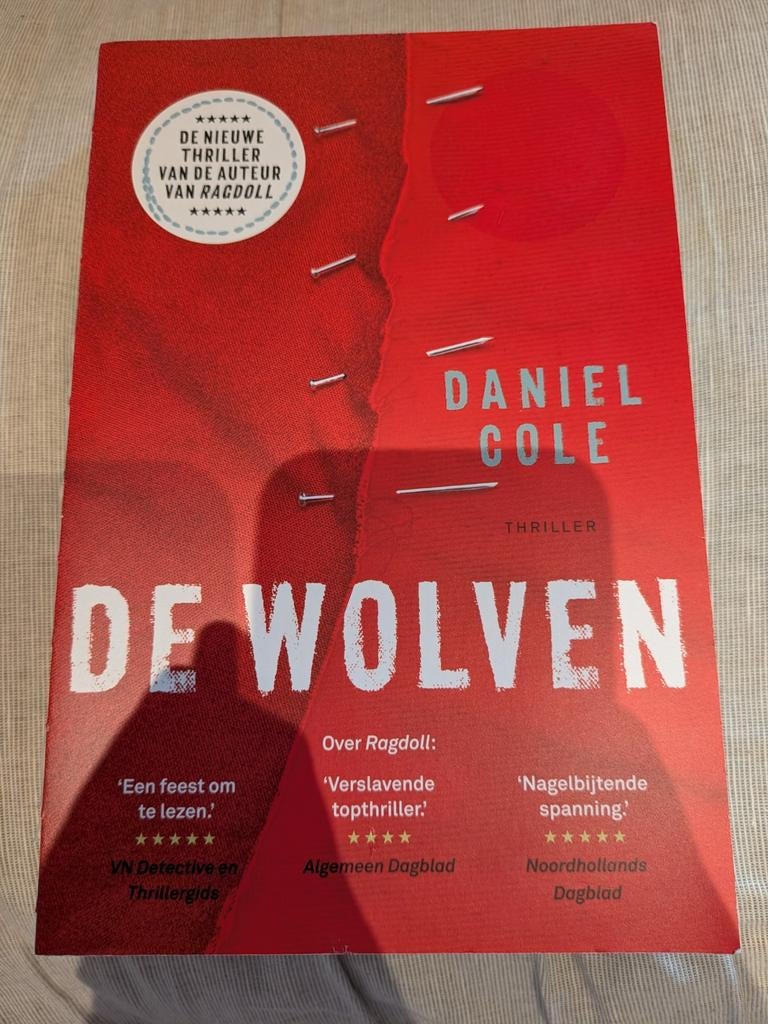 Daniel Cole - De wolven, Boeken, Ophalen of Verzenden, Daniel Cole