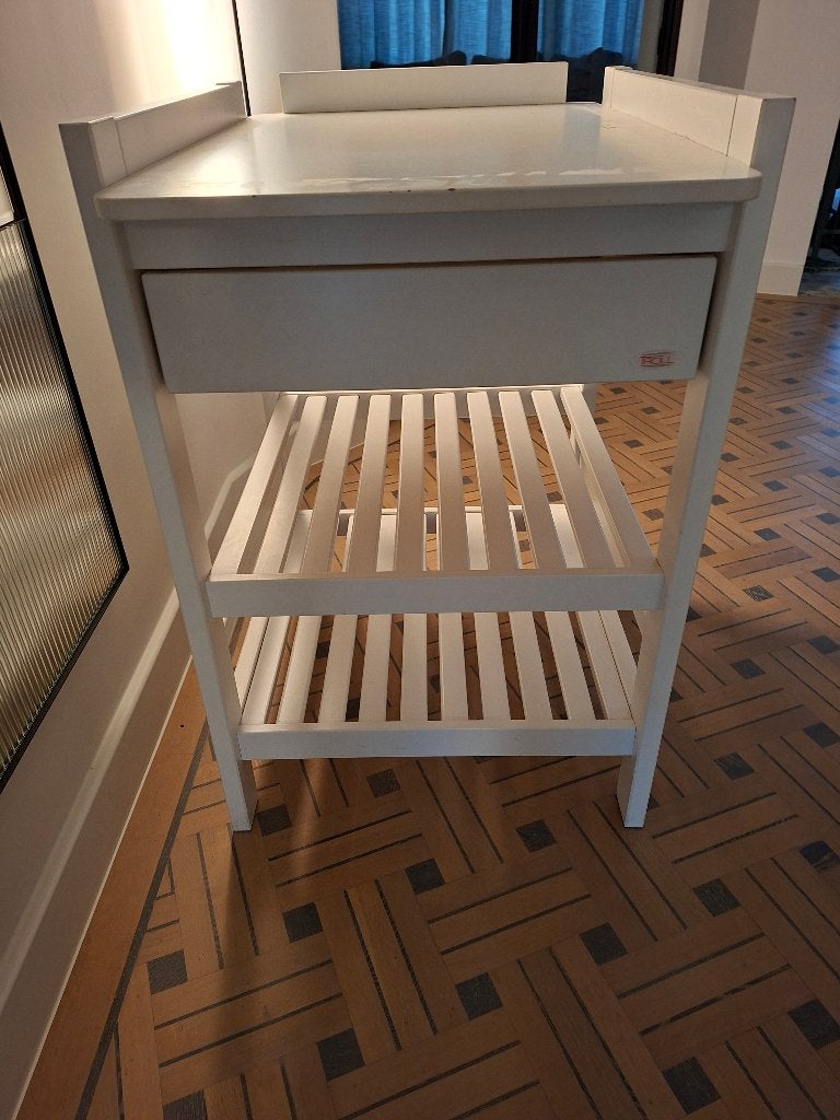 Table à langer - Brand Troll, Enlèvement