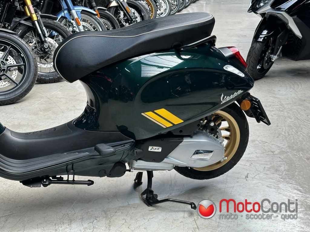 Vespa Sprint 125 ABS Racing Sixties 60 2022 2316 km, Ophalen, Overige modellen, 125 cc, Zo goed als nieuw