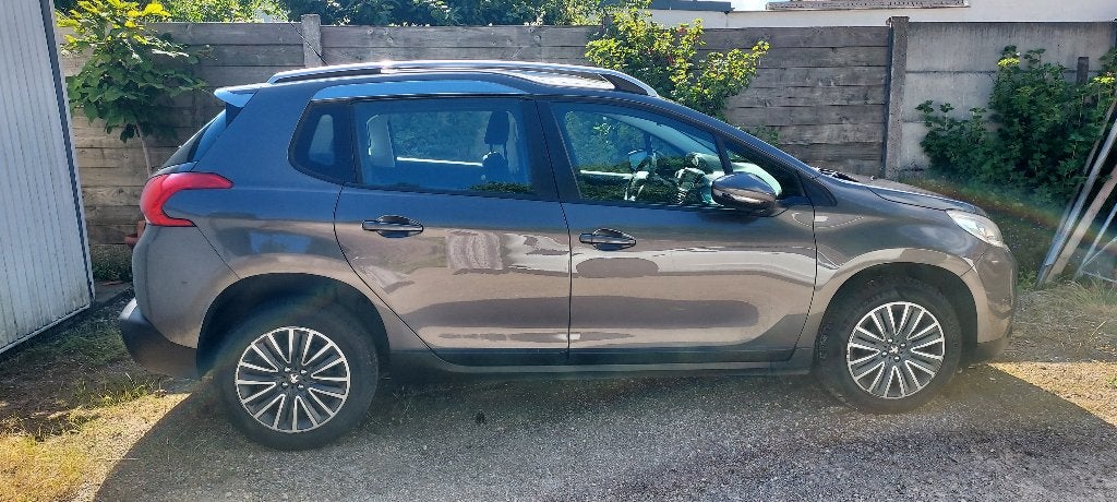 Auto peugeot 2008, Auto's, Voorwielaandrijving, Euro 5, Stof, Zwart