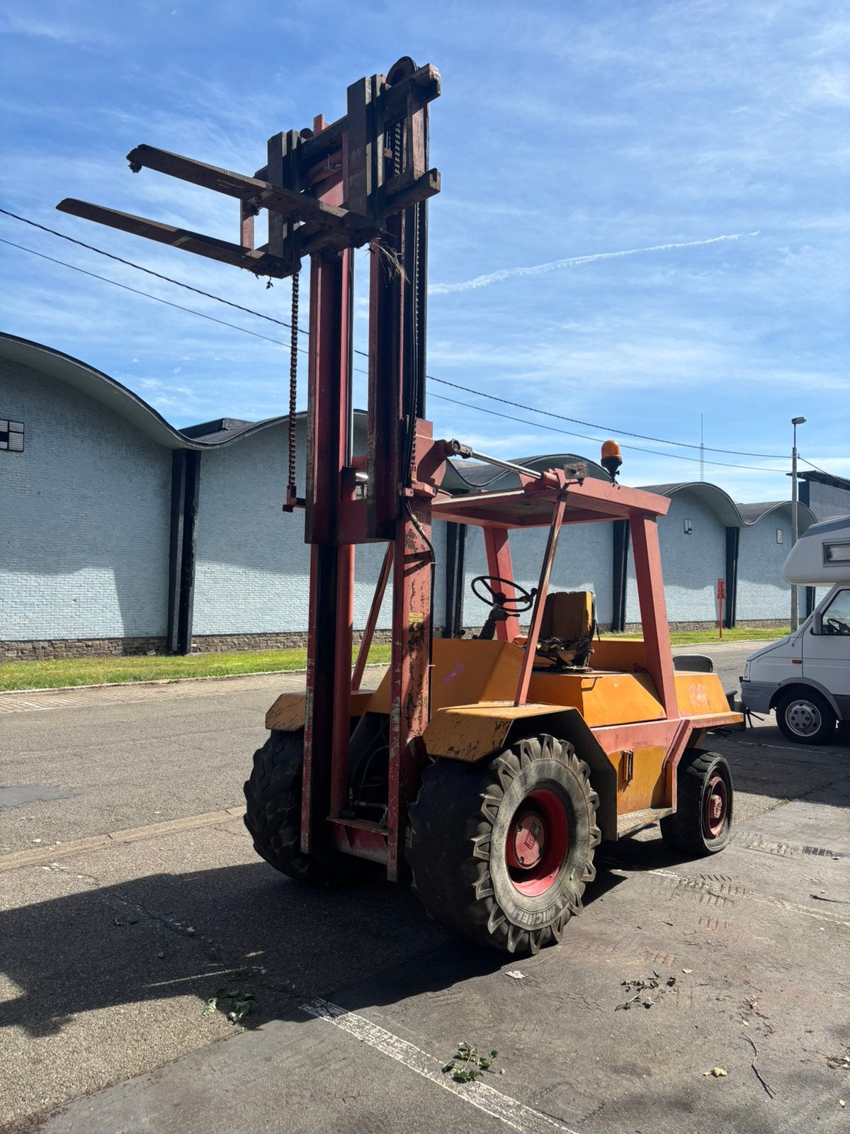 heftruck 5 ton  met deutz motor, Ophalen