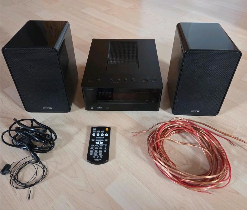 Micro chaine Hi-Fi : Onkyo - Bluetooth - DAB+, TV, Hi-fi & Vidéo, Chaîne Hi-fi, Neuf, Lecteur CD, Tuner ou Radio, Haut-parleurs