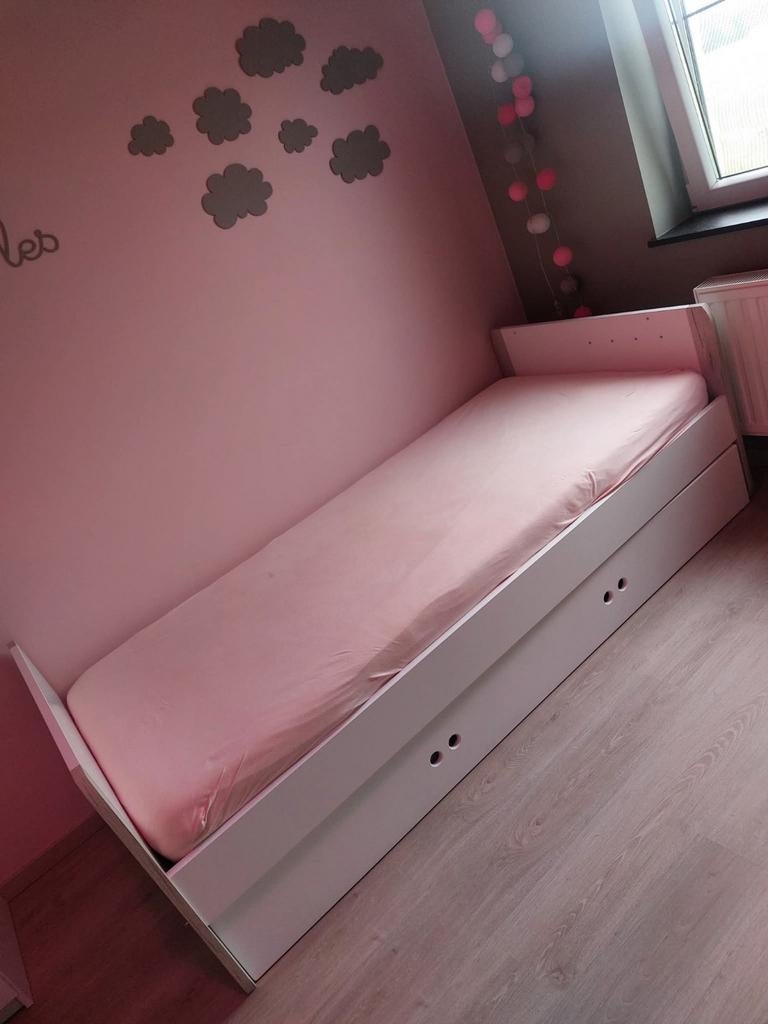 Lit blanc Transland transformable (60120->90200), Enfants & Bébés, Chambre d'enfant | Lits, Matelas, 85 à 100 cm, Enlèvement, 180 cm ou plus