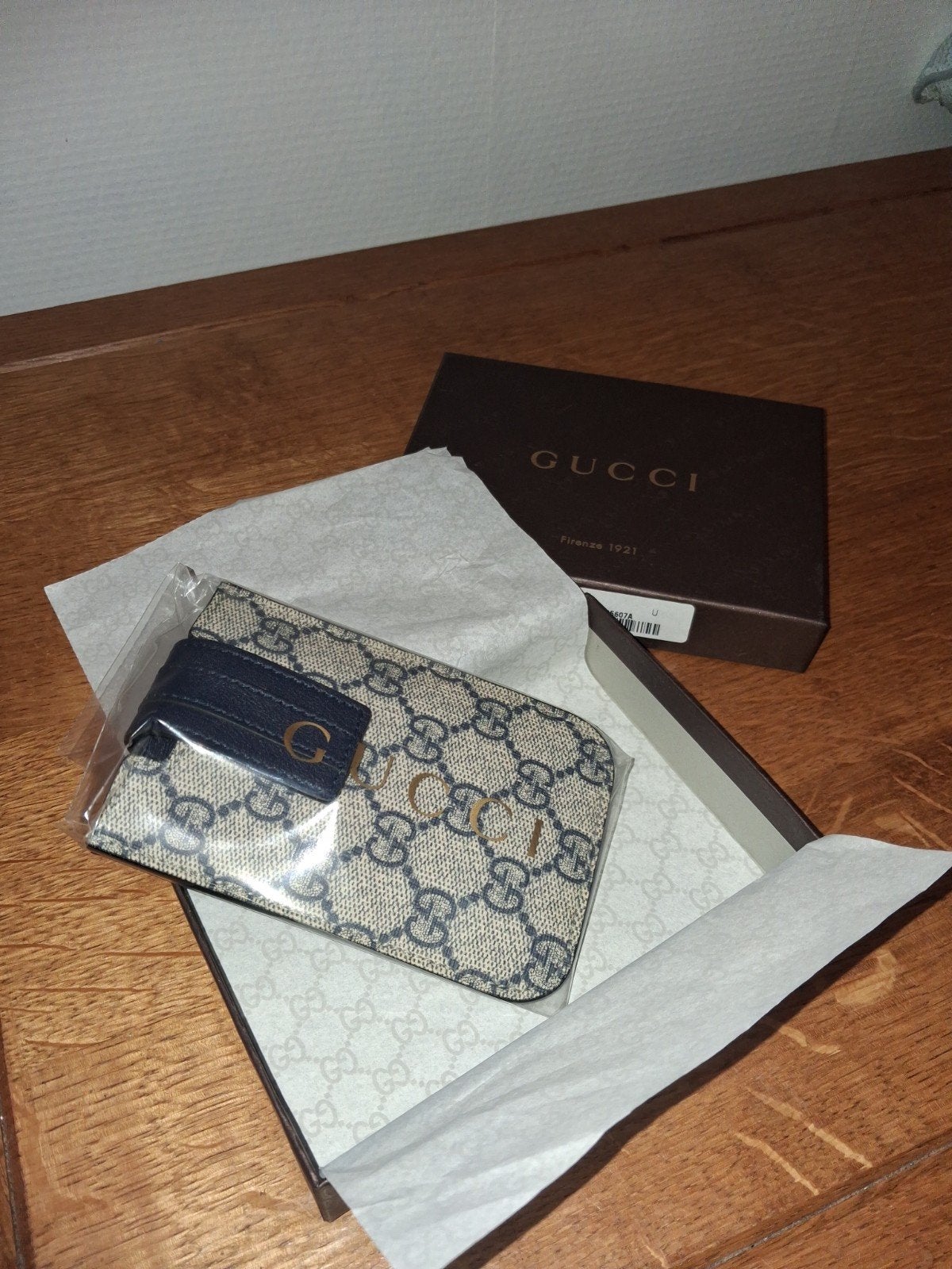 étui gucci vintage authentique et totalement neuf, Bijoux, Sacs & Beauté, Sacs | Sacs Femme
