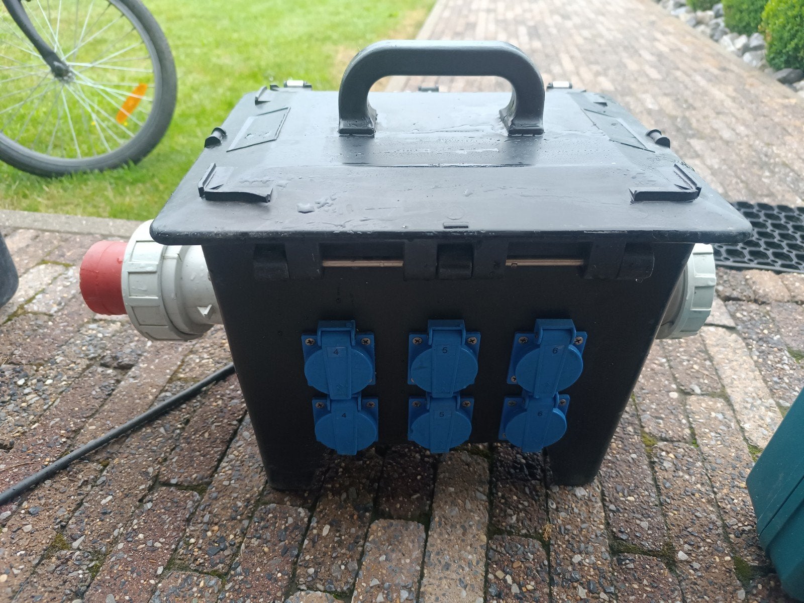 Stroomverdeelkast/ paddenstoel, Ophalen, Gebruikt