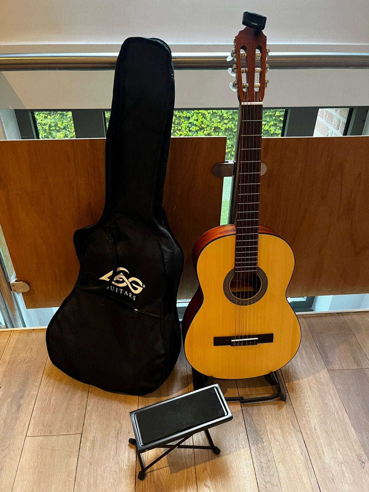 CORT AP100 OP gitaarpakket, Muziek en Instrumenten, Ophalen of Verzenden, Zo goed als nieuw, Klassieke of Spaanse gitaar