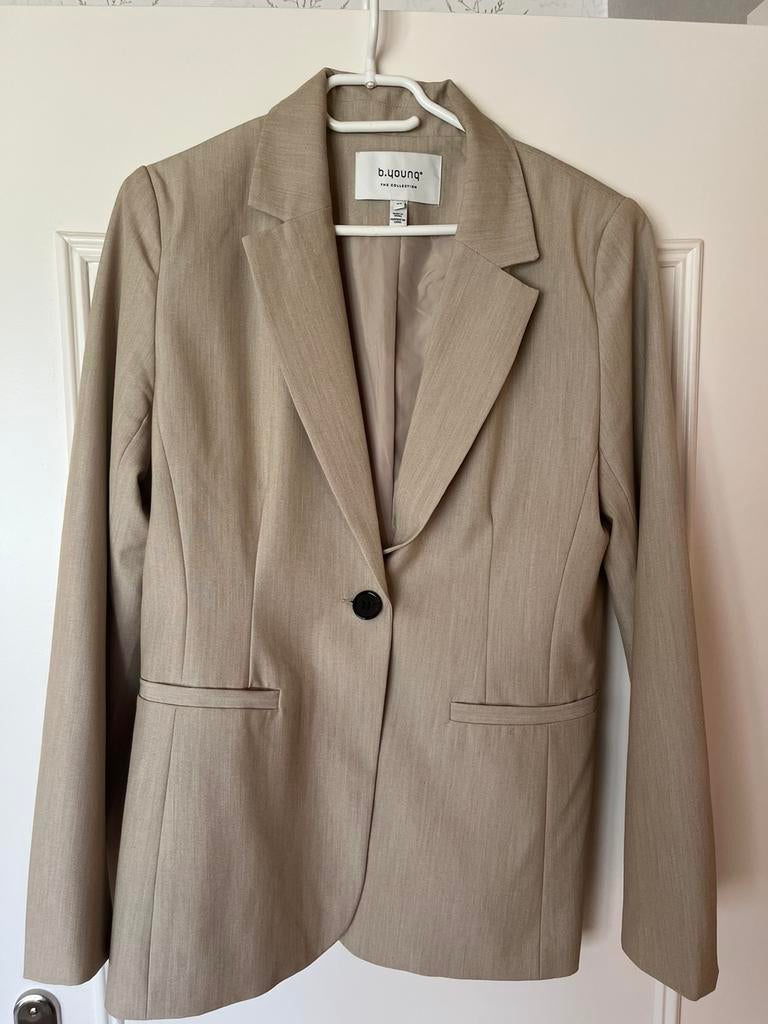 Mooi broekpak, Kleding | Dames, Ophalen, Beige, Maat 42/44 (L), Nieuw