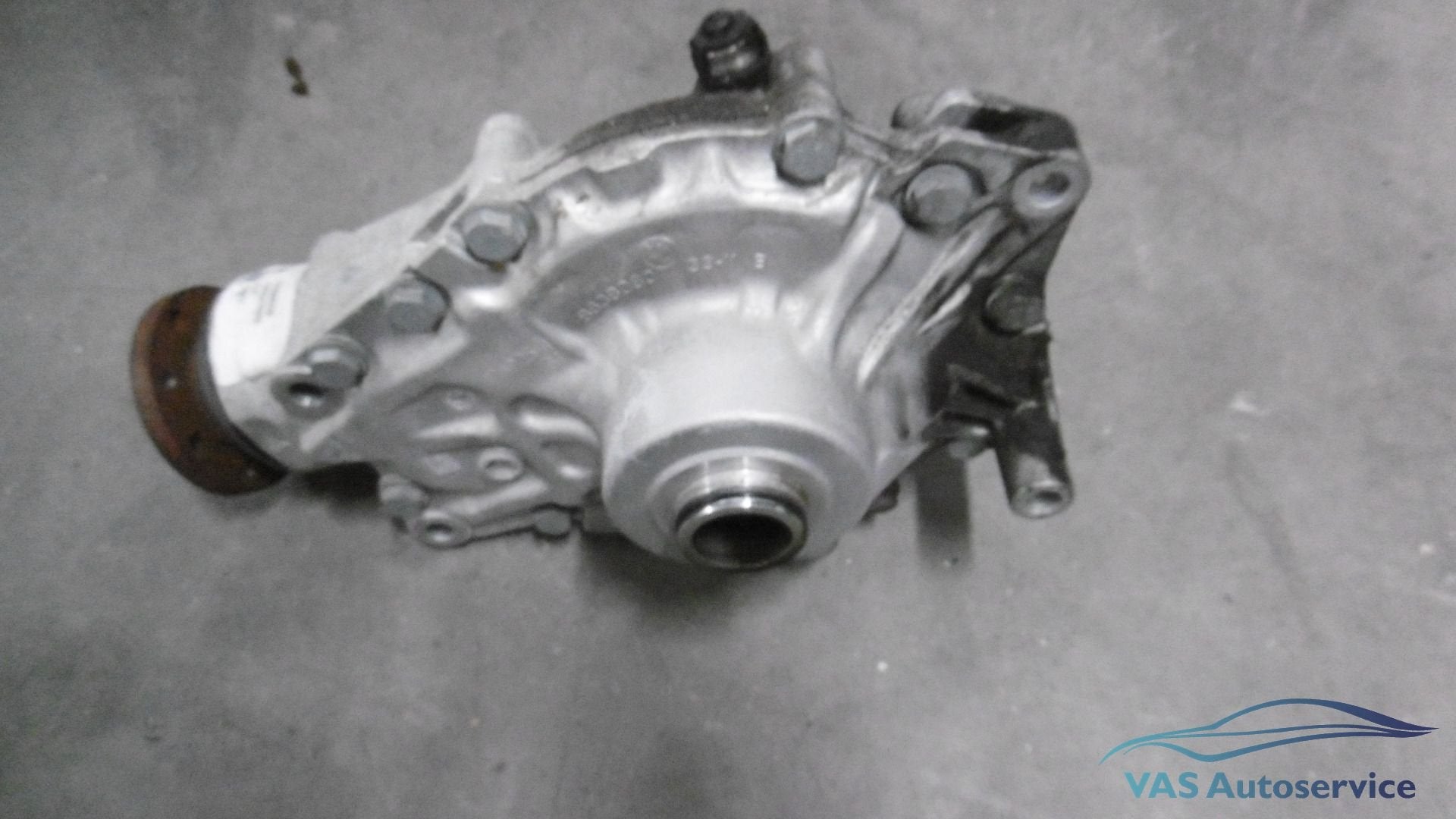 Voorste differentieel BMW  5-serie   550 i  x-drive  31 50 7, Ophalen, Gebruikt, -, -