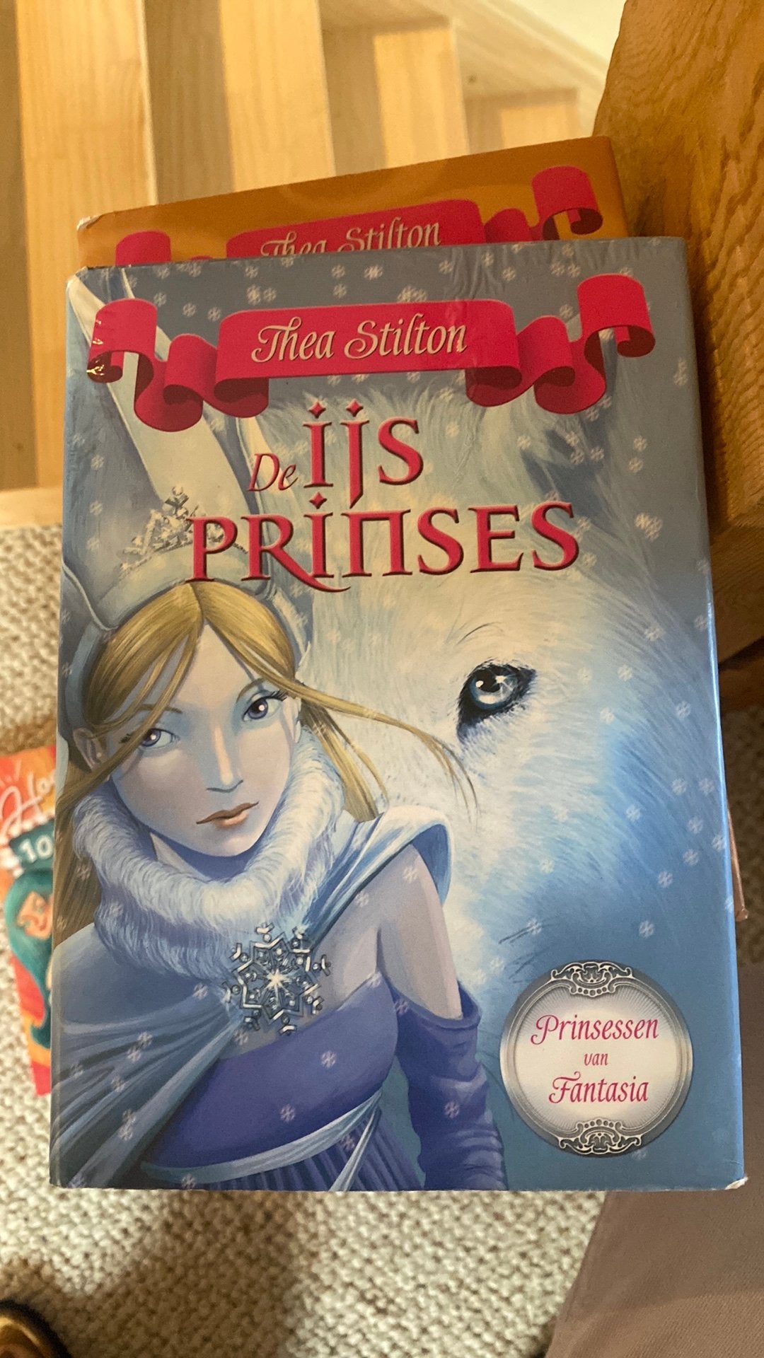 Thea Stilton - De IJsprinses, Enlèvement ou Envoi, Thea Stilton
