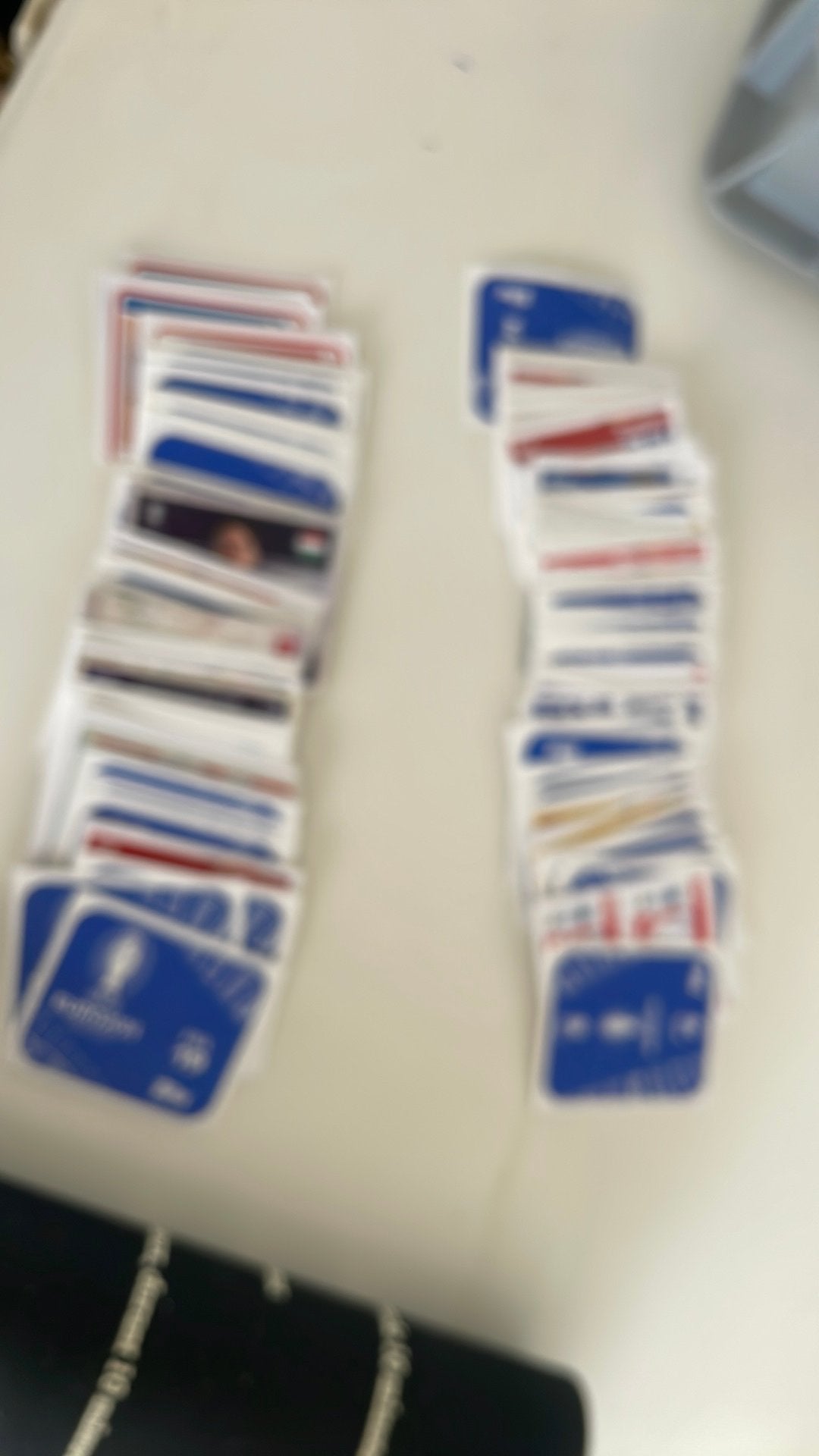 EC 2024  Topps voetbal, Ophalen of Verzenden, Zo goed als nieuw, Meerdere stickers