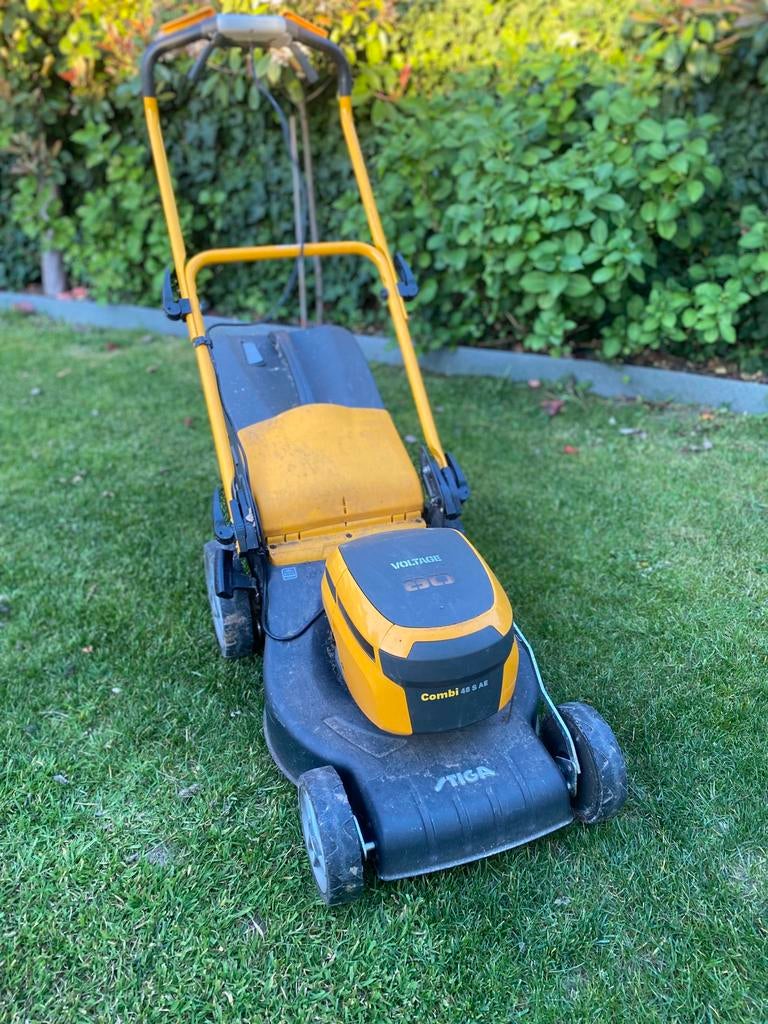 Accu grasmaaier Stiga (zonder accu), Tuin en Terras, Ophalen, Zo goed als nieuw