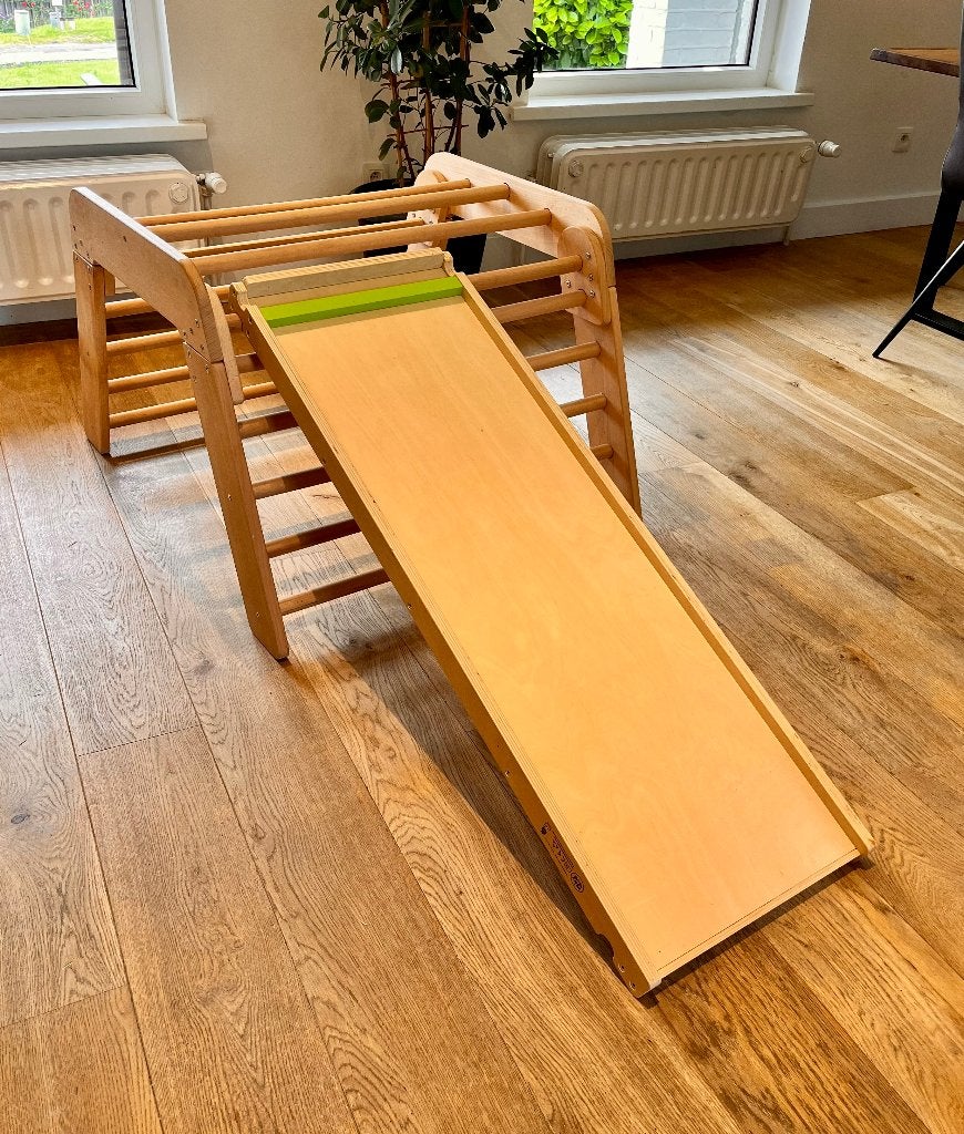 Houten klimrek met glijbaan/ladder, Ophalen, Zo goed als nieuw, Glijbaan