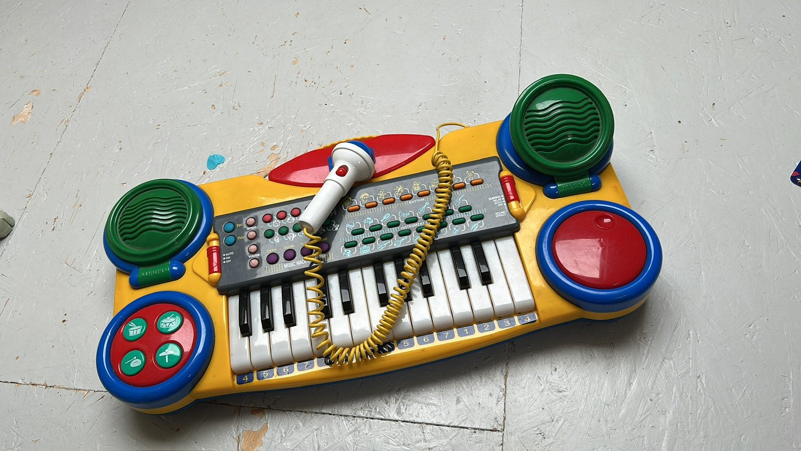 Keyboard chicco, Enlèvement, Utilisé
