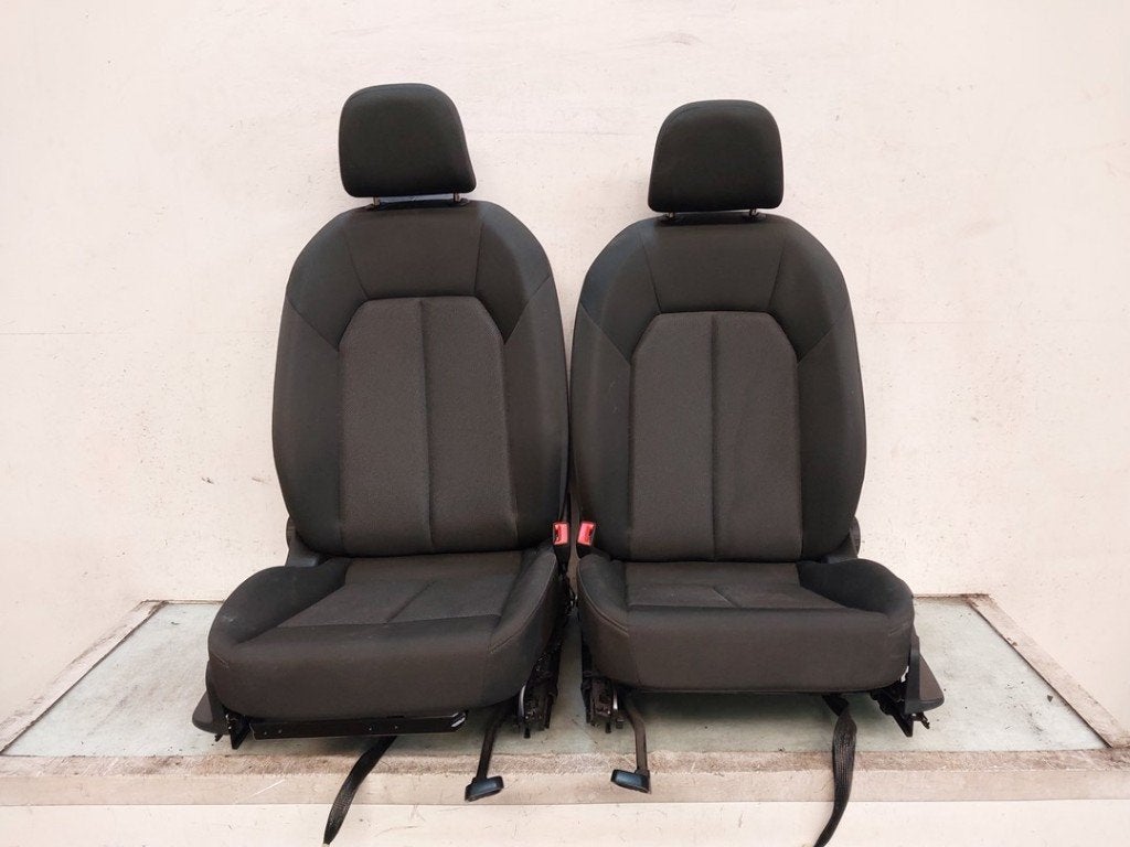 INTERIEUR COMPLET Audi A3 Sportback (8YA) (01-2019/-), Auto-Union-Straße  1,
85057  Ingolstadt, DE, Info@audi.de, Audi, Utilisé