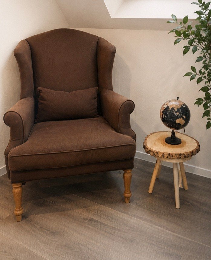 Comfortabele bruine oorfauteuil, Huis en Inrichting, Ophalen, Gebruikt