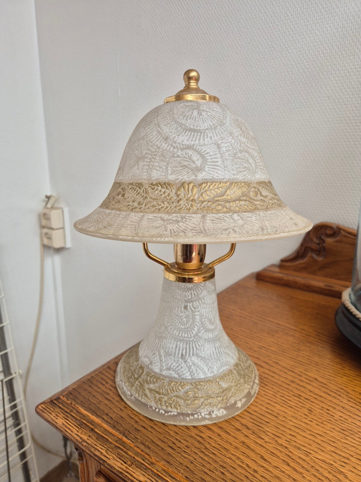 lampe Galda, Enlèvement