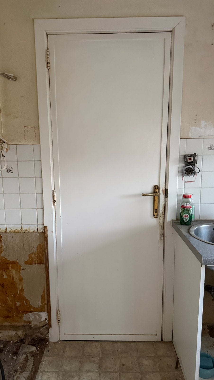 Gratis binnen deuren, Ophalen