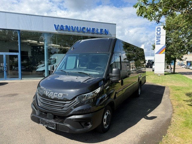 bestelwagen en lichtevracht, Auto's, Automaat, 4 cilinders, Zwart, Bedrijf