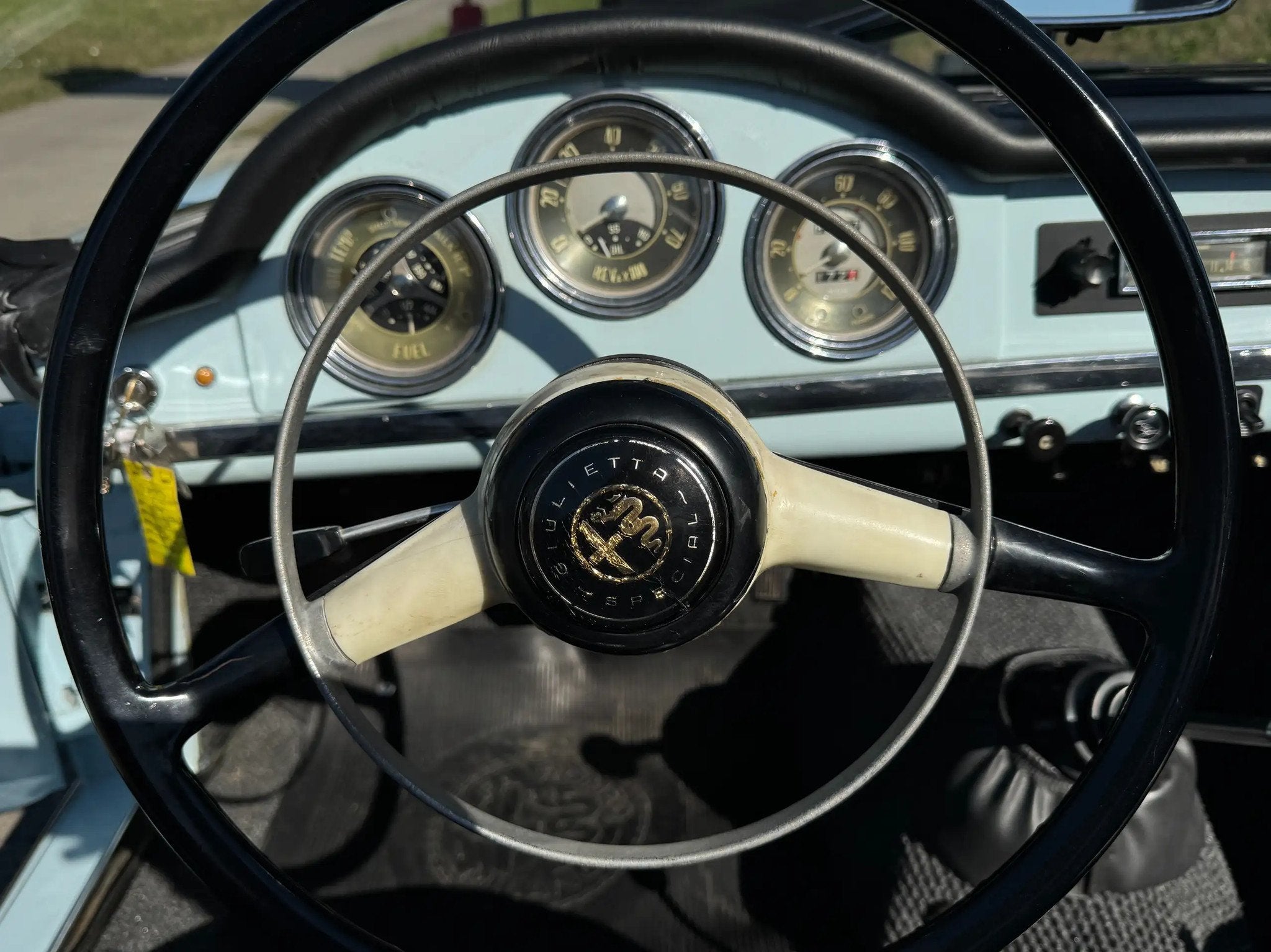 Alfa Romeo Giulietta Spider 1300 cc Completely restored 0483, foto 7