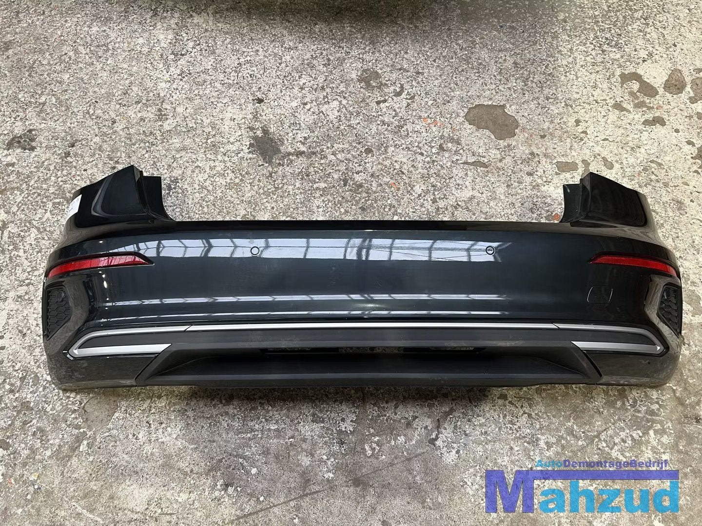 AUDI A3 8Y Sportback hybrid donker groen achterbumper 2019+, Arrière, Pare-chocs, AUDI AG, Auto-Union-Strasse 1
85045  Ingolstadt, DE
