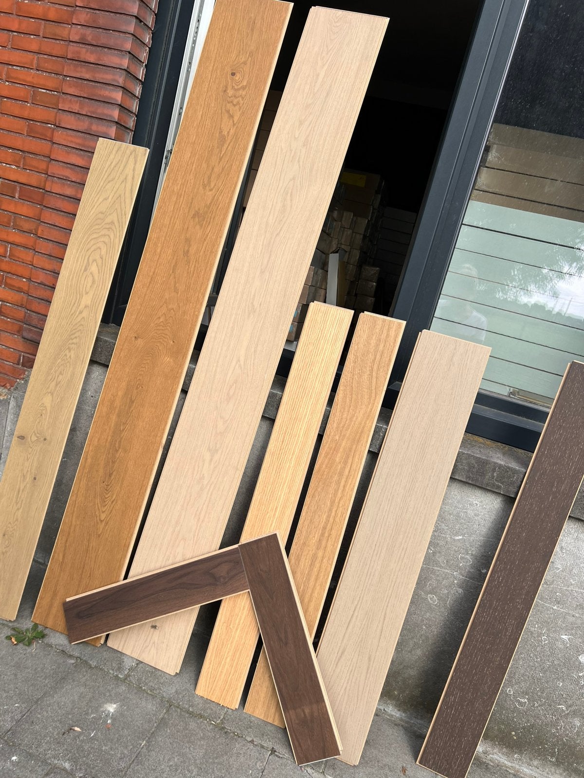 Destockage de parquet semi massif, Enlèvement, Neuf
