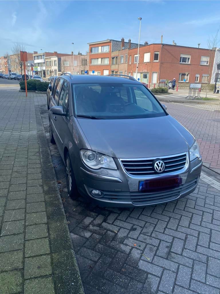 Volkswagen touran 2009, Achat, Automatique, Particulier, Essence
