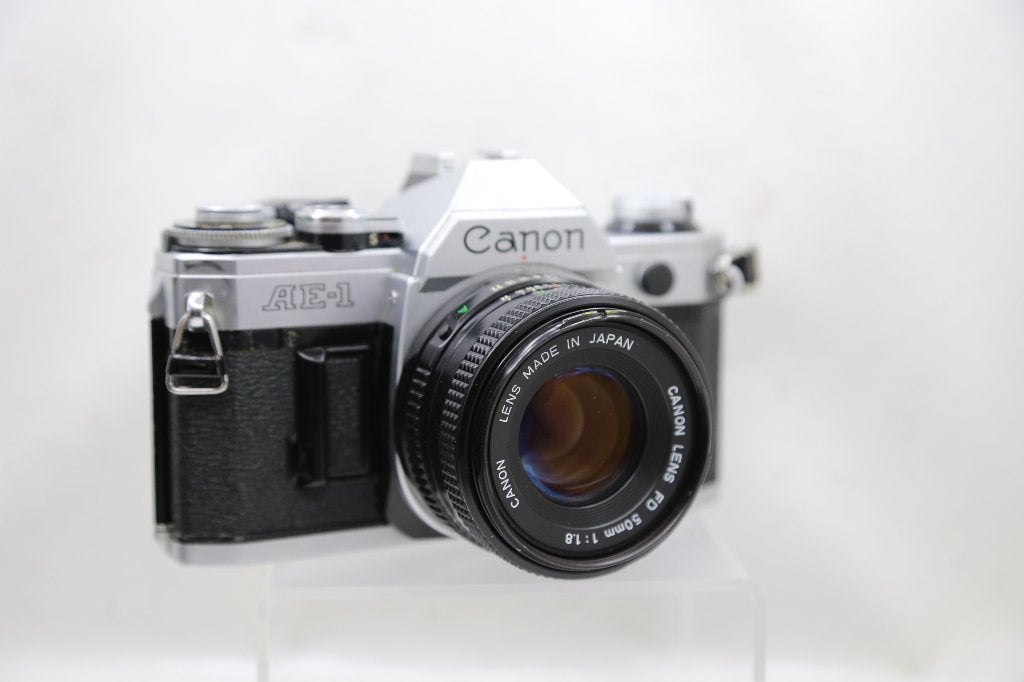 FILM CAMERA  CANON AE_1, Audio, Tv en Foto, Ophalen of Verzenden, Gebruikt, Spiegelreflex, Canon
