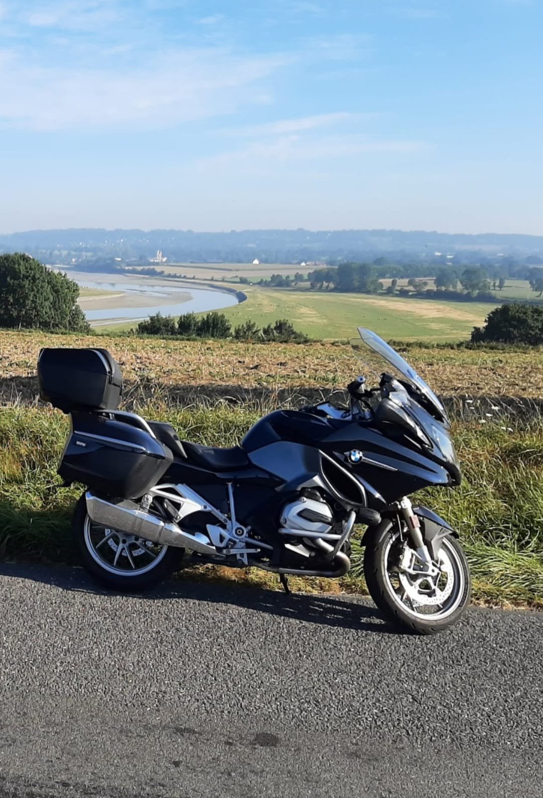 BMW RT1200LC in perfecte staat en slechts 20 dkm bj 2017, Motoren, Handvatverwarming, 2 cilinders, Gebruikt, Particulier