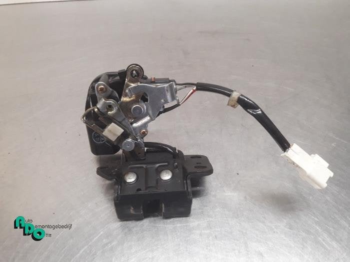 Mécanique de verrouillage hayon d'un Toyota Corolla (Coroll, -, 3 mois de garantie, Toyota, Utilisé
