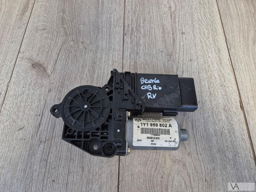 Raammotor rechts voor van Volkswagen New beetle Cabrio €150, Volkswagen, -, Utilisé, -