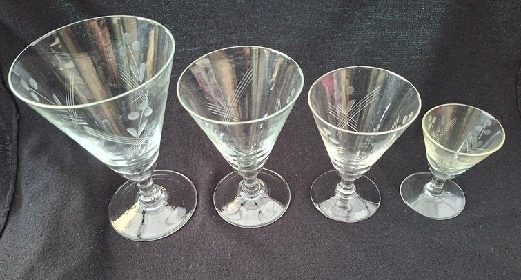 Geslepen glasservies, Ophalen