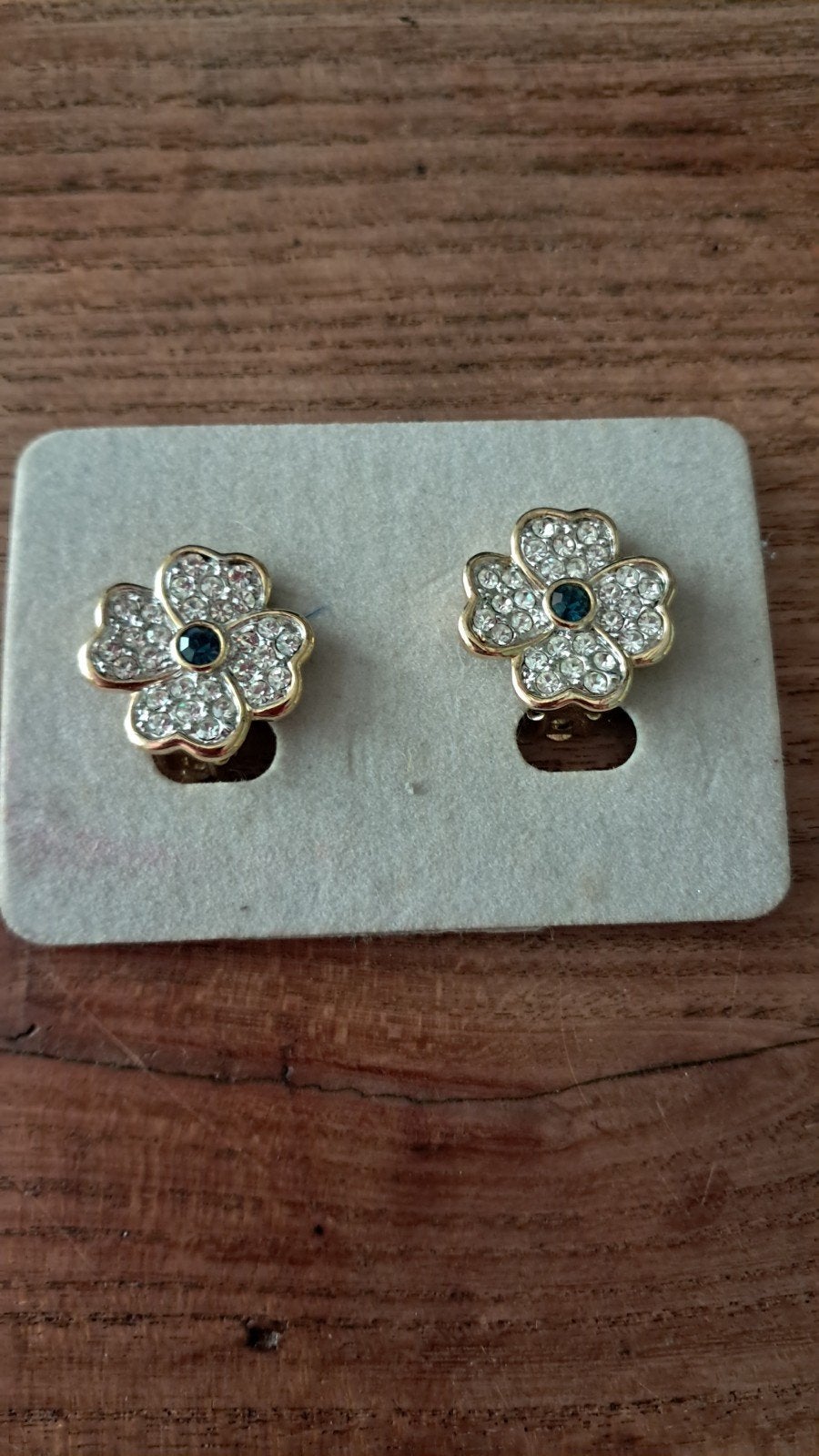Boules d'oreilles avec clips, Enlèvement ou Envoi
