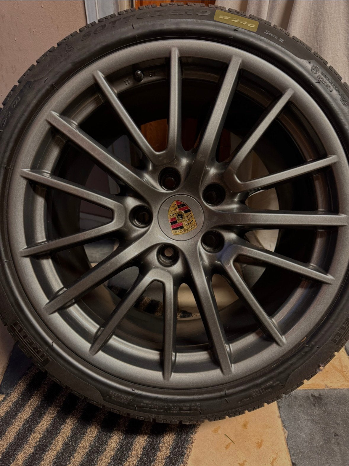 Jantes larges Porsche BBS avec pneus d'hiver, Autos : Pièces & Accessoires, Enlèvement, Pneus hiver, Jante(s)