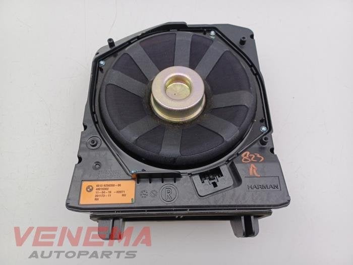 Caisson de graves d'un Mini Cooper S, -, 3 mois de garantie, -, -