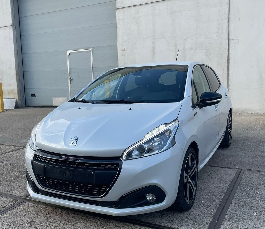 Peugeot 208 GT-Line | Camera Carplay | Park Assist, Auto's, Voorwielaandrijving, Dealer onderhouden, Euro 6, https://public.car-pass.be/vhr/32e3b952-736c-453c-be2e-49ad4688178d