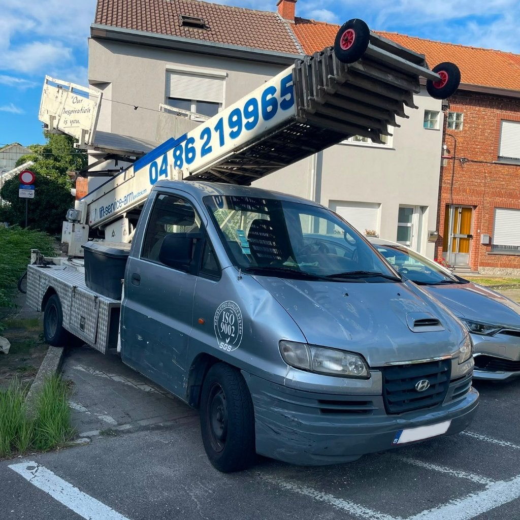 Hyundai H-1 MONTE-MEUBLE KLAAS Lift déménagement 2005, Stof, Wit, Particulier, Overige carrosserie
