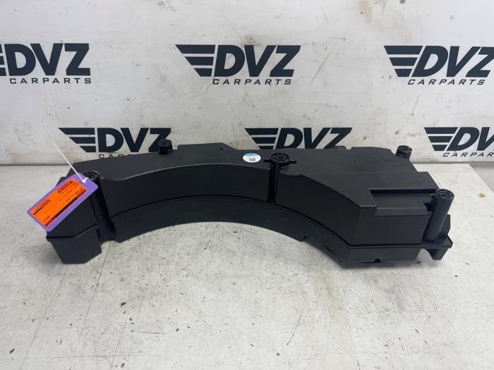 Subwoofer van een Audi RSQ8, Gebruikt, -, -, -