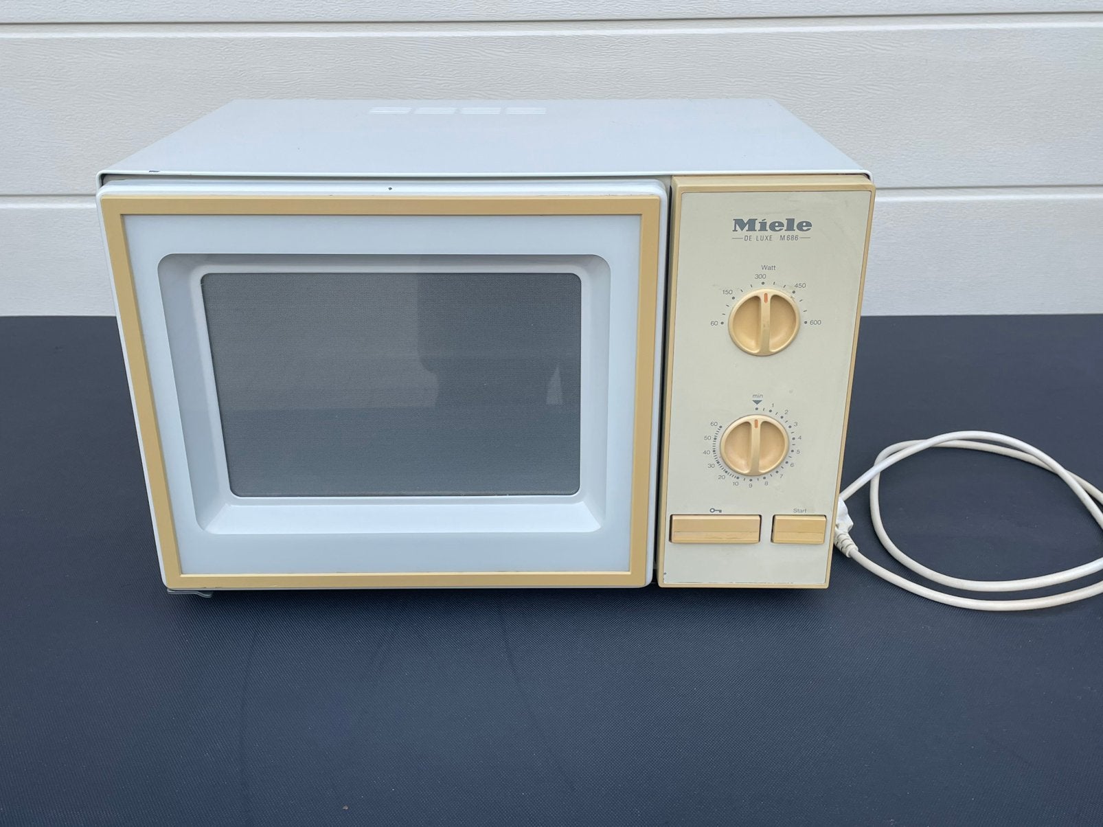 Four à micro-ondes Miele, Electroménager, Enlèvement, Utilisé, Autoportant, Micro-ondes