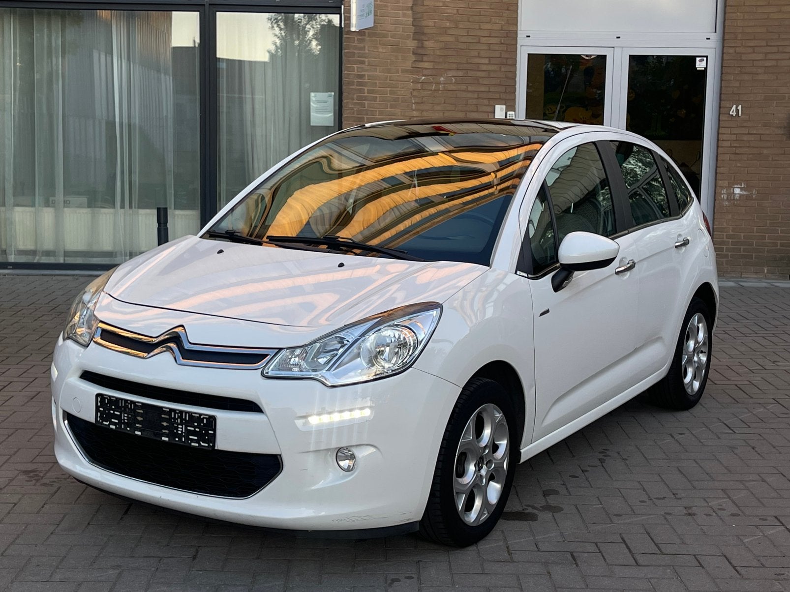 Citroën C3 Exclusief, Auto's, Voorwielaandrijving, Euro 5, Beige, Wit