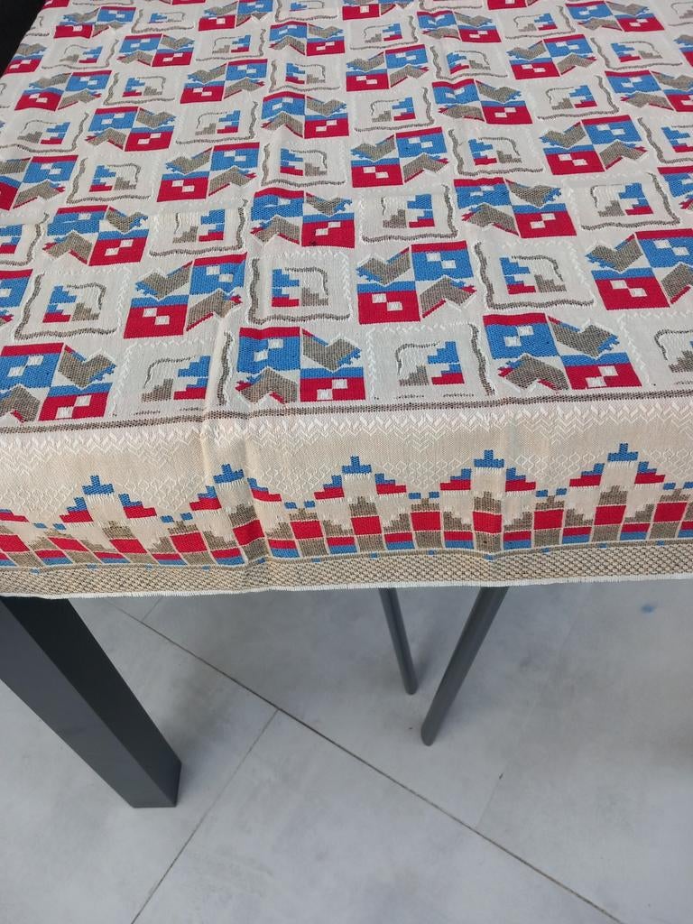 Belle nappe Vintage. 147x125  cm, Enlèvement ou Envoi