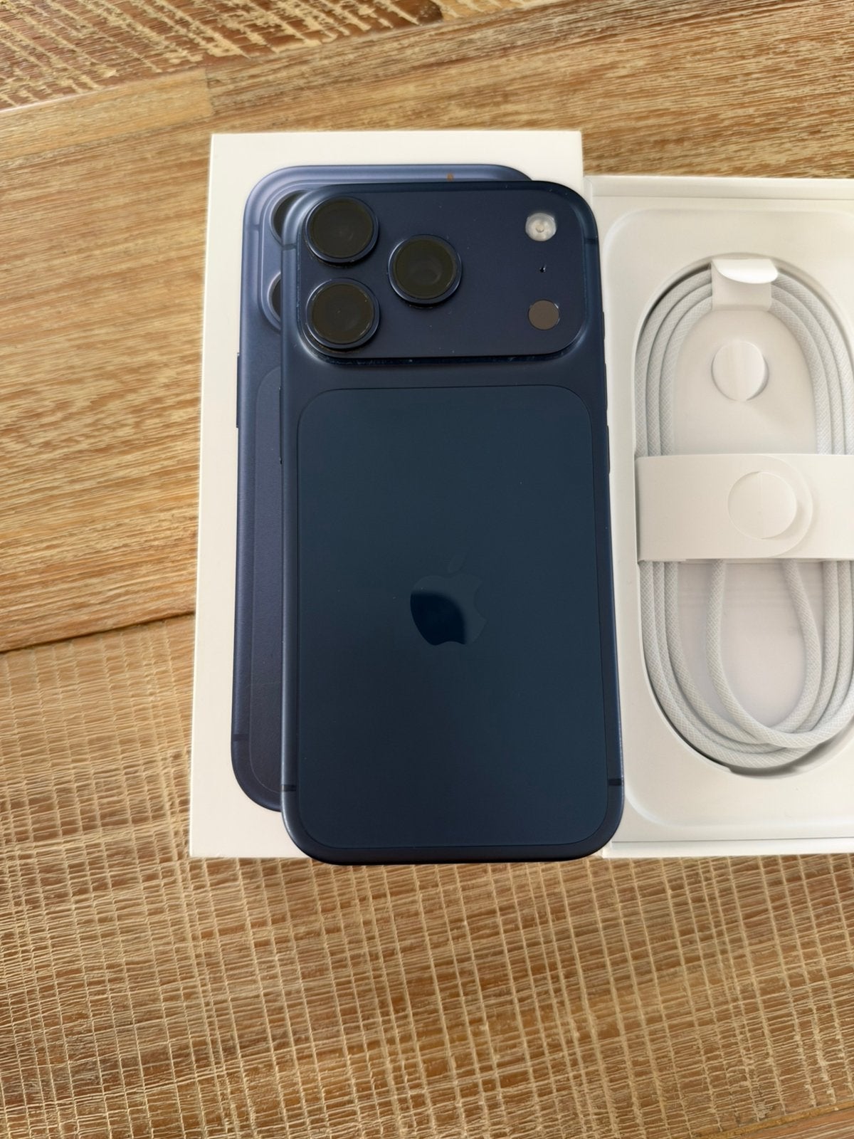 iPhone 17 Pro 256gb Bleu intense, Télécoms, Enlèvement, Comme neuf, Bleu