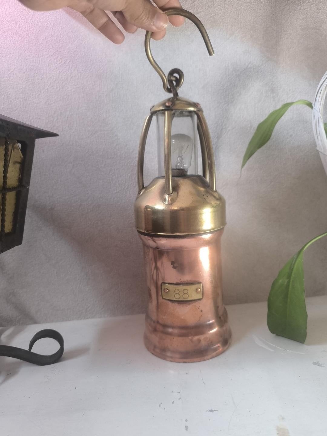 Ancienne lampe de mineur en cuivre  – N88 – pièce, Enlèvement ou Envoi, Jaune, Métal