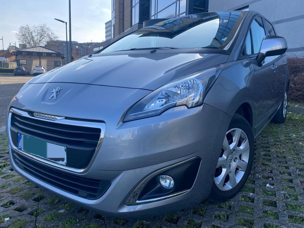 Peugeot 5008 1.6 VTI 5pl, Boîte manuelle, 5 portes, Particulier, Tissu