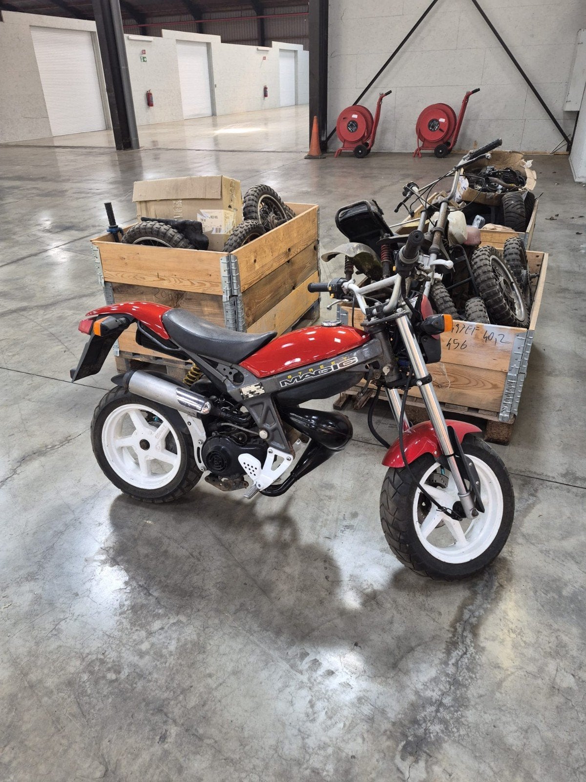 Suzuki street magic, Fietsen en Brommers, Ophalen