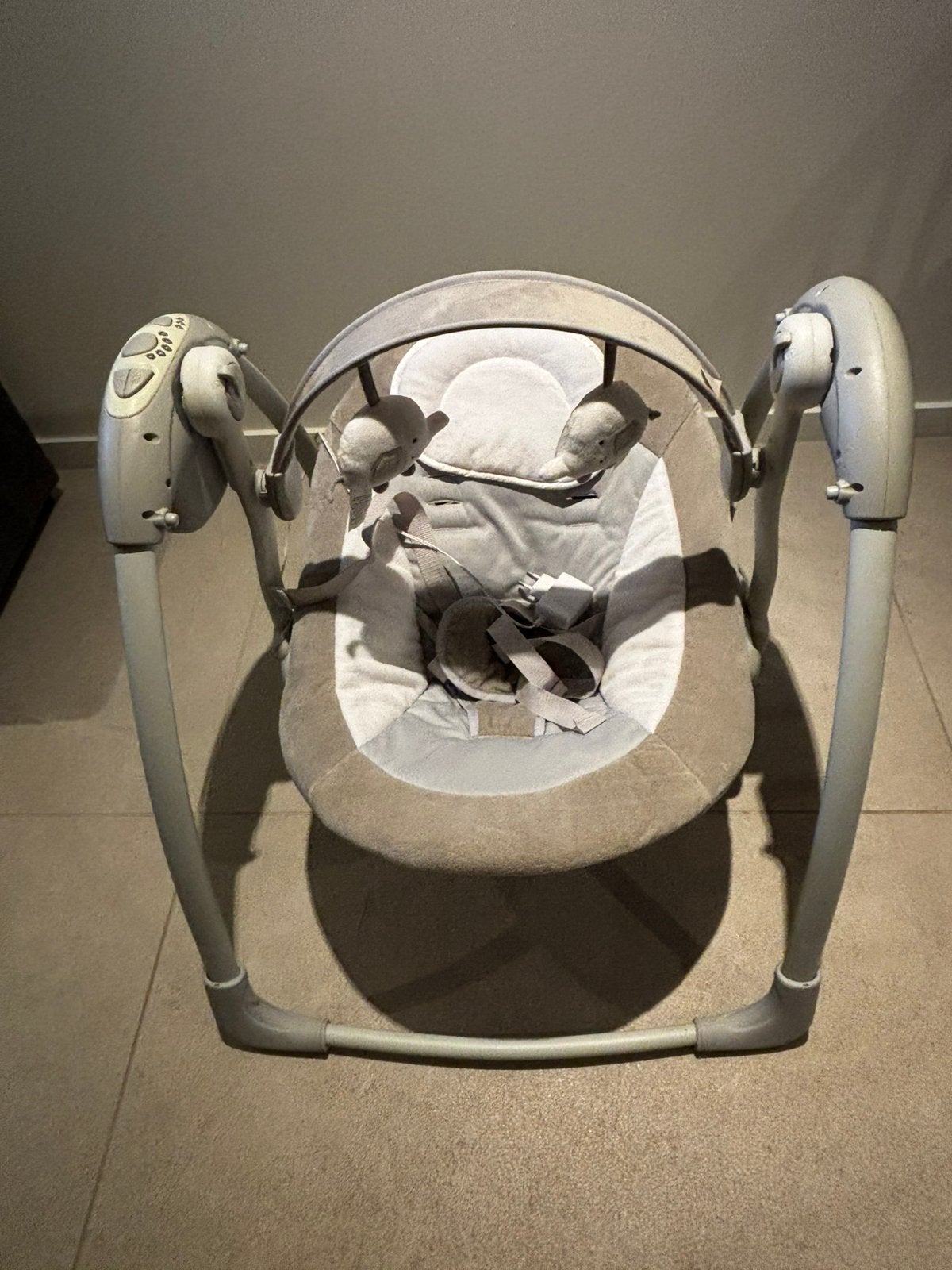 Babyrelax electrisch, Kinderen en Baby's, Wipstoeltjes, Ophalen, Zo goed als nieuw