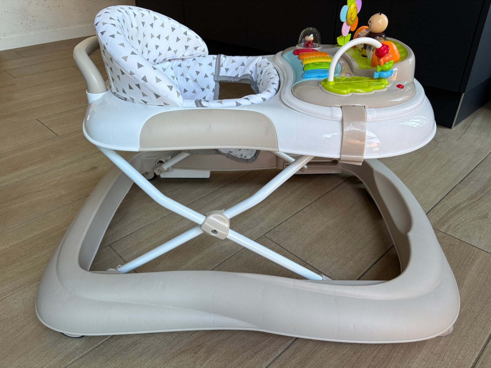 Babywalker van Qute, Enlèvement, Comme neuf