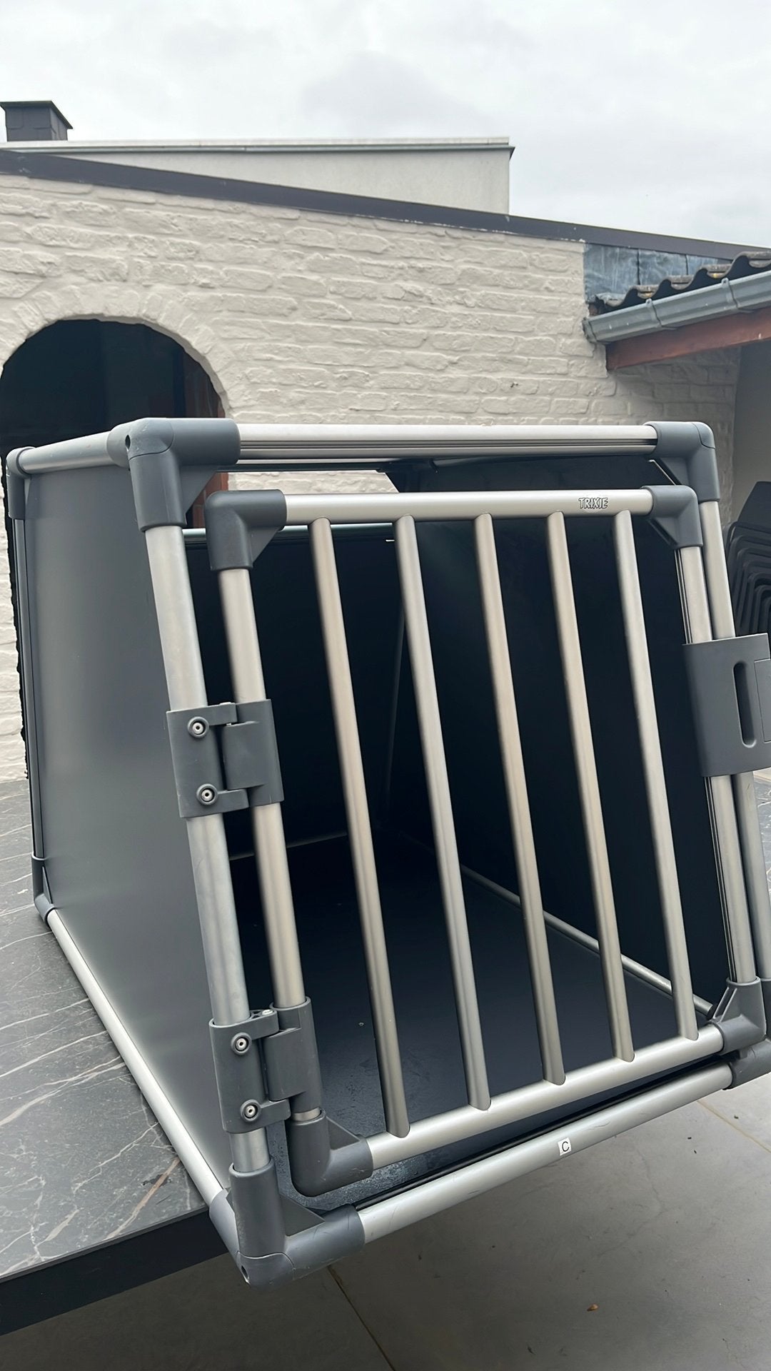 Honden Bench Trixie Maat:L aluminium, Ophalen, Zo goed als nieuw